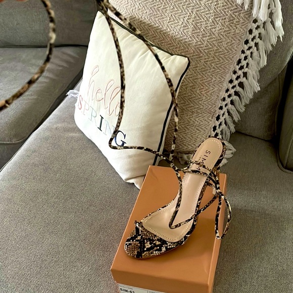 Snake skin string up sandal heel - Picture 1 of 1
